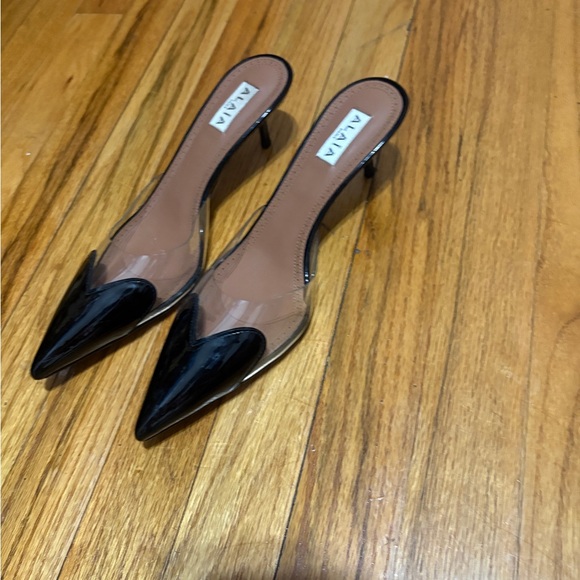 Alaïa Le Cœur PVC and Patent Leather Mules - 2 Right - Picture 4 of 10